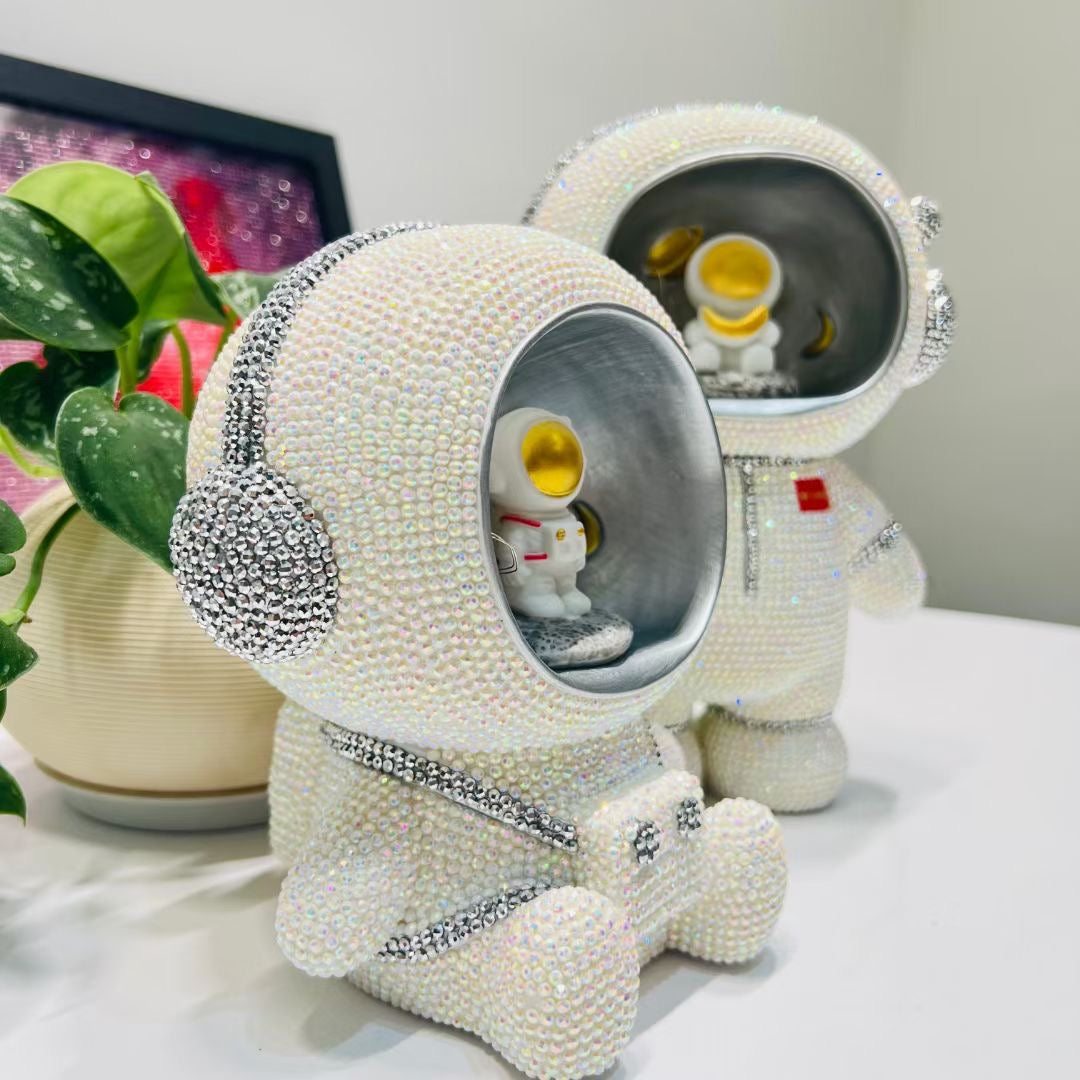 DIY Diomond Astronauts piggy bank with night lamp