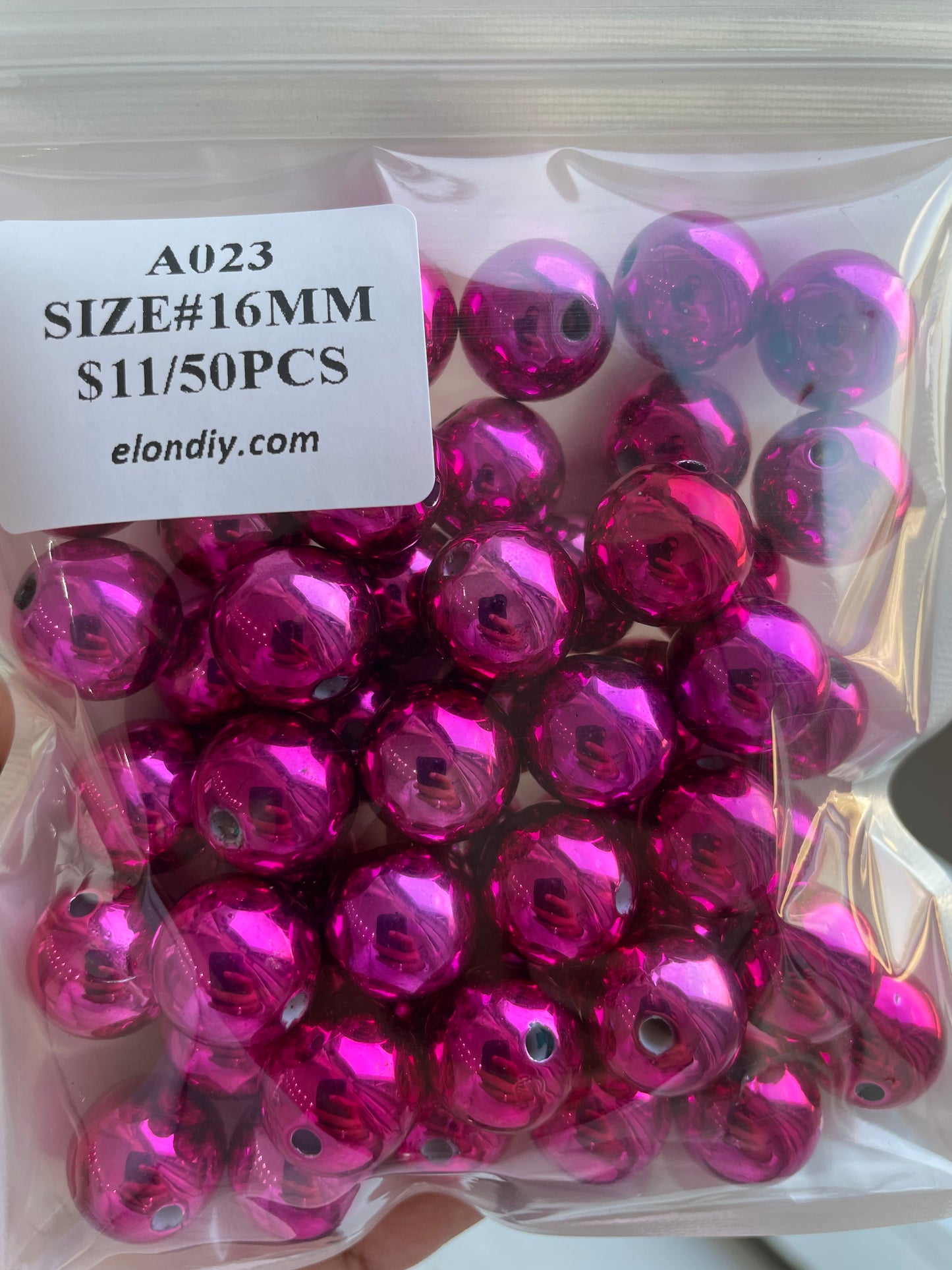 Acrylic Christmas Beads 16mm